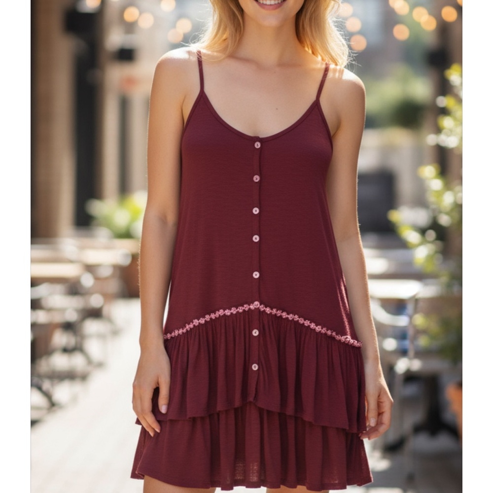 POL Burgundy Sleeveless Button-Down Top